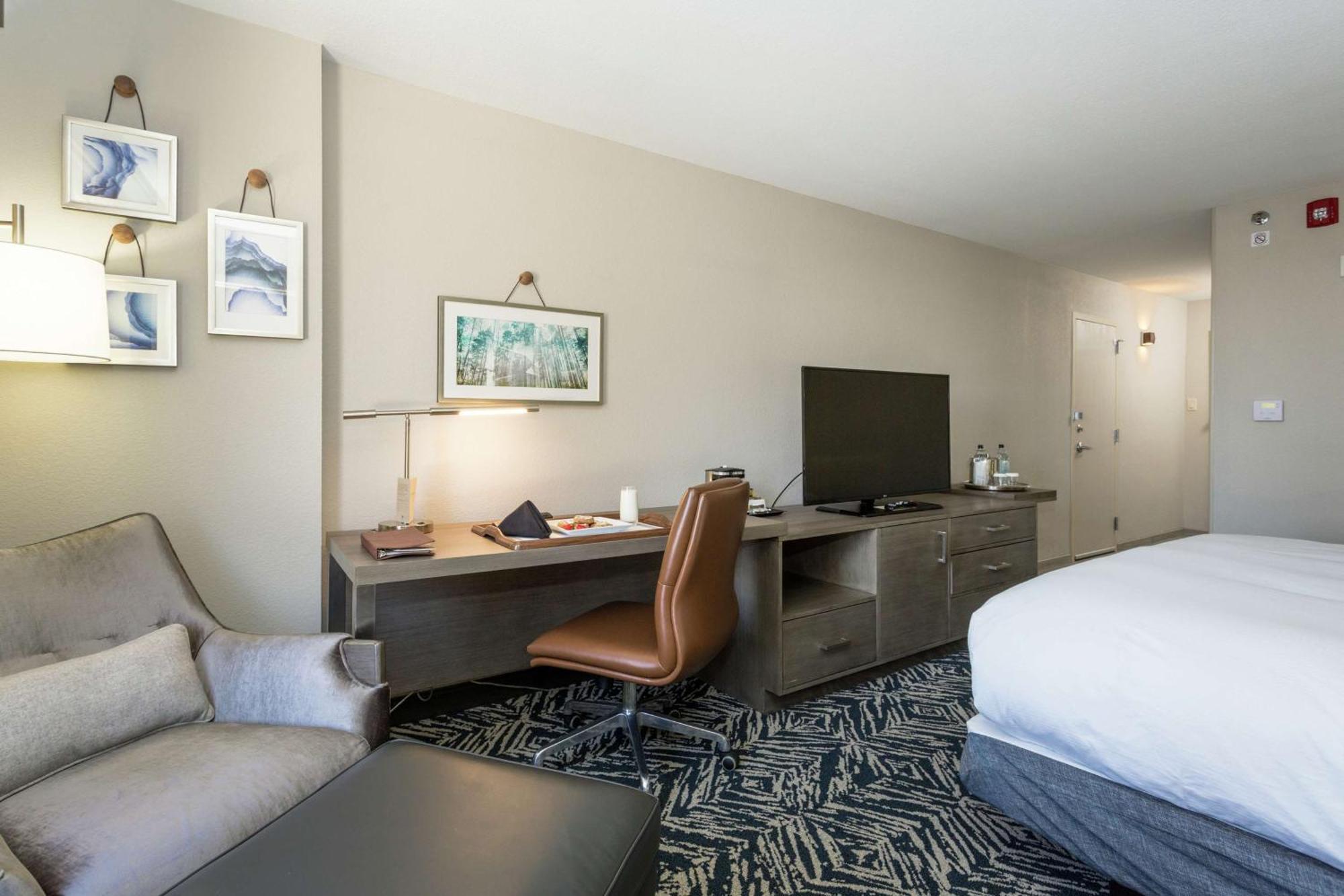 Doubletree By Hilton Harrisonburg Hotel Eksteriør billede