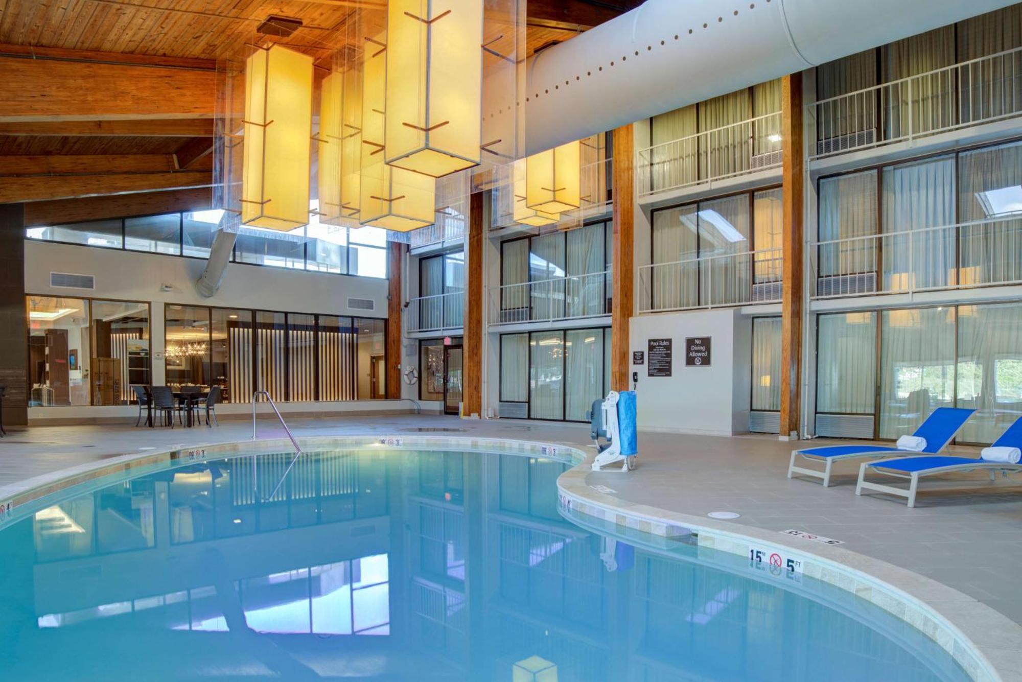 Doubletree By Hilton Harrisonburg Hotel Eksteriør billede