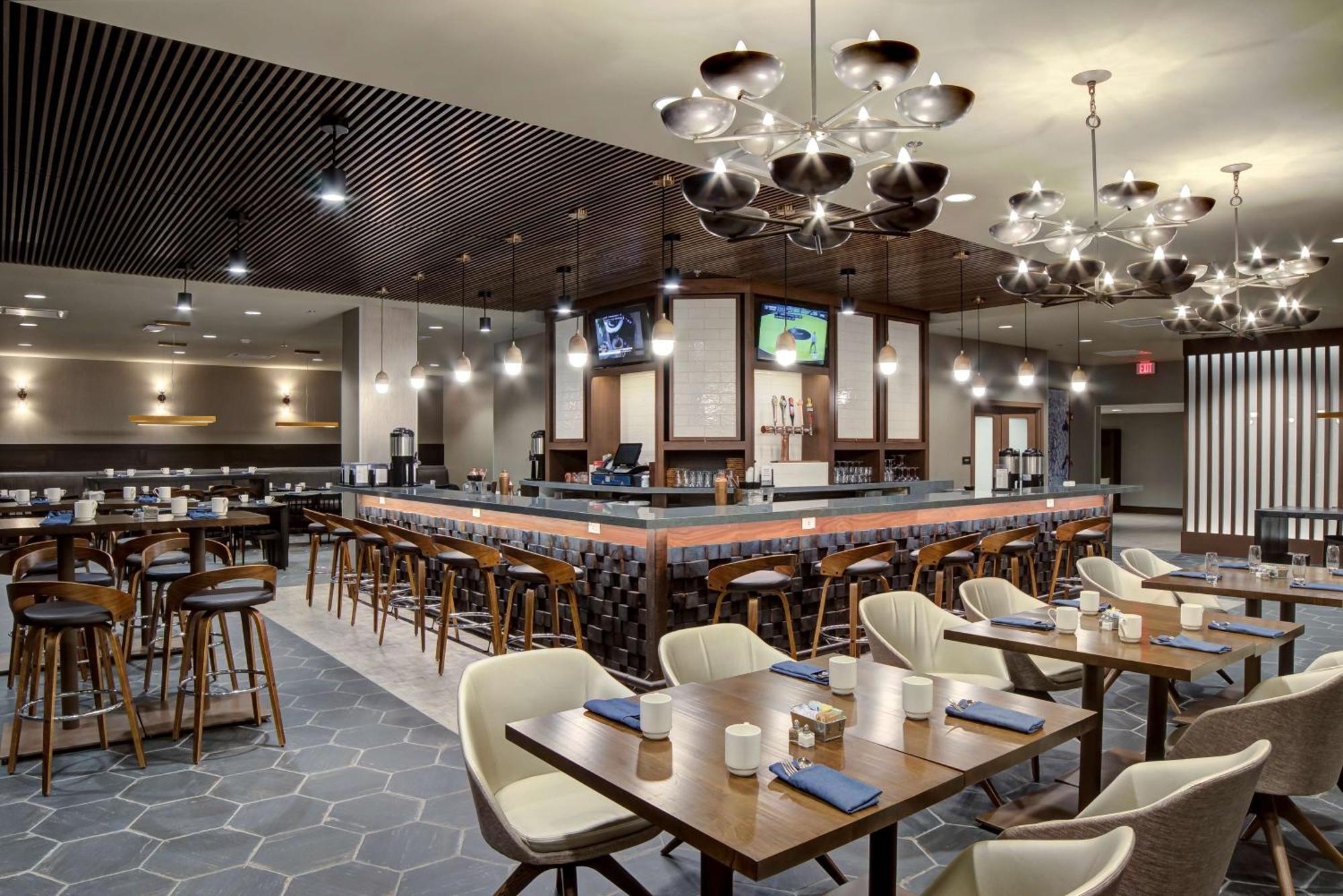 Doubletree By Hilton Harrisonburg Hotel Eksteriør billede